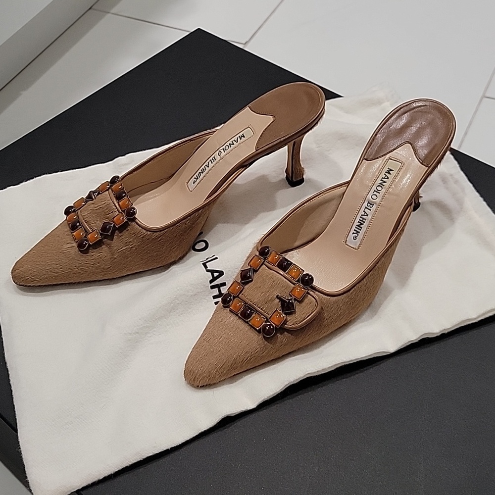Manolo Blahnik buckle mule slides